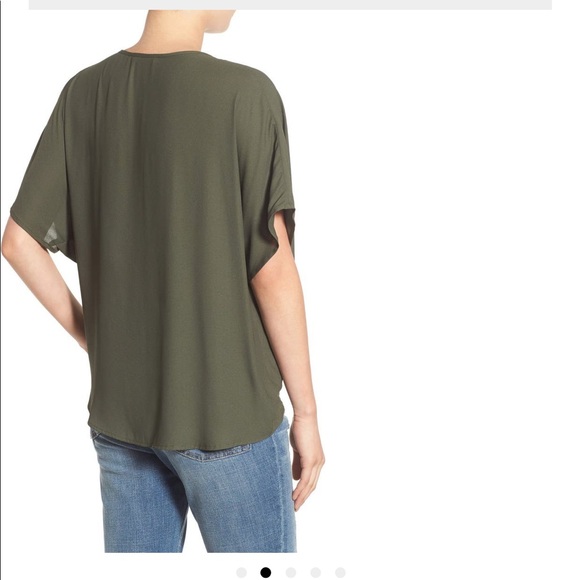 Lush Twist front Blouse - Picture 5 of 5